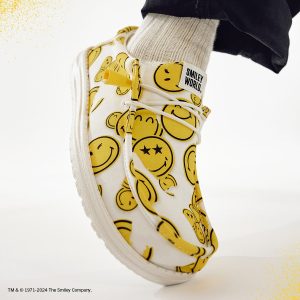 250107_HD_SMILEY_ALT_PDP_900x900_WALLY_V1.jpg