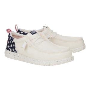 43633-1TS_WALLYFUNKAMERICANASTARS_WHITE_NAVYBLAZER_PAIR_conversion1.jpg