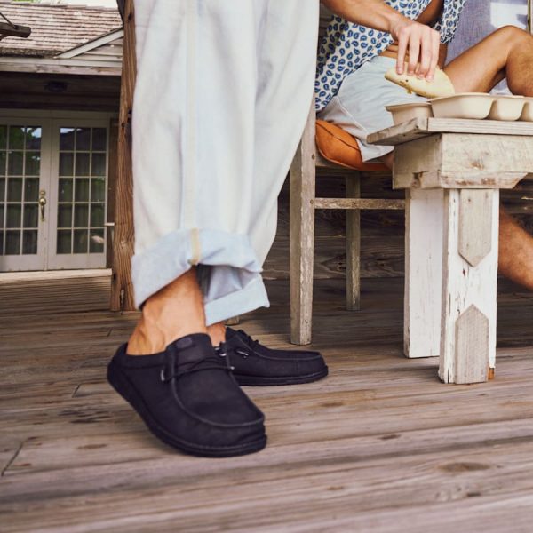 Wally Slip Stretch Canvas